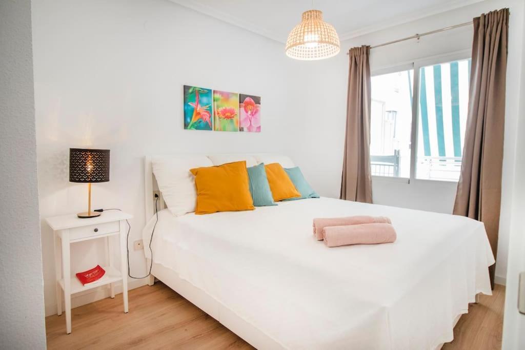 Feines Appartement Mit Hafenblick Santa Pola Ngoại thất bức ảnh